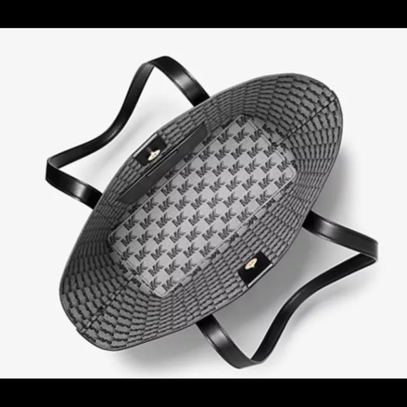 Michael Kors - Hadleigh Large Double Handle Leather Tote - Black - Picture 3 of 16